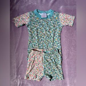 Hanna Andersson Green and Pink Floral Pajama Set